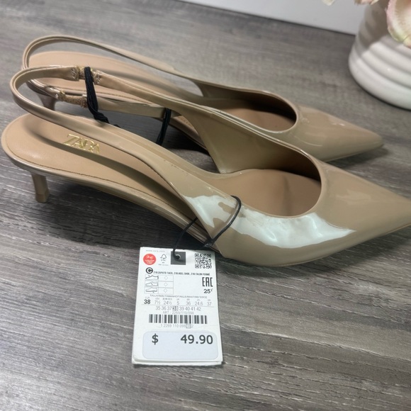 BNWT Zara Faux Patent Leather Nude Slingback size 38/US7.5 - Picture 4 of 7